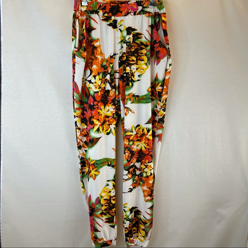 Kate & Mallory Floral Jogger Pants Size M